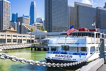 Alcatraz Island Ferry and San Francisco skyline, San Francisco, California, United States of America, North America