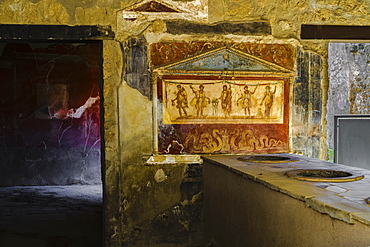 Casa e Thermopolium di Vetutitus Placidus, a private house where hot food was served, with lararium room wall painting, Pompeii, UNESCO World Heritage Site, Campania, Italy, Europe