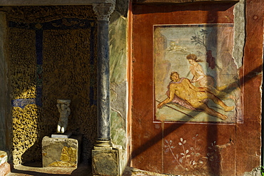 House of Octavius Quartio biclinium fresco (wall painting) of Pyramus and Thisbe on the House of Loreius Tiburtinus, Pompeii, UNESCO World Heritage Site, Campania, Italy, Europe