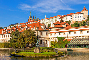 Prague Castle and Saint Vitus Cathedral seen from inside the Wallenstein Garden, UNESCO World Heritage Site, Prague, Czech Republic (Czechia), Europe