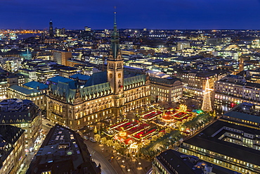 Christmas market at the town hall of Hamburg, Germany, Europe