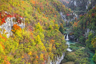 Elevated view over Korana River during autumn, Plitvice, UNESCO World Heritage Site, Croatia, Europe