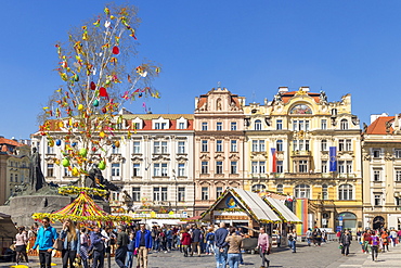 Easter Market at the old town market square, UNESCO World Heritage Site, Prague, Bohemia, Czech Republic, Europe