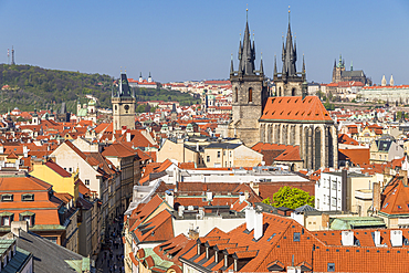 View to Our Lady before Tyn Church, the Old Town Hall Clock Tower and Prague Castle, UNESCO World Heritage Site, Prague, Bohemia, Czech Republic, Europe