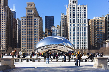 Cloud Gate (The Bean) sculpture on a clear winter's day, Millennium Park, Chicago, Illinois, United States of America, North America