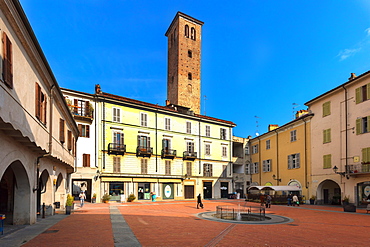 Piazza Palazzo Vecchio, Vercelli, Piedmont, Italy, Europe