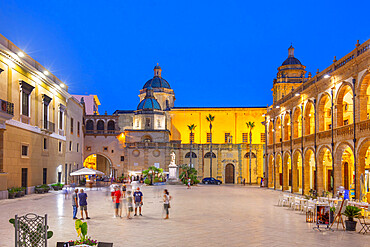 Piazza della Repubblica, Cathedral in background, Mazara del Vallo, Trapani, Sicily, Italy, Europe