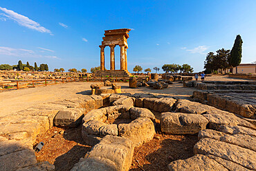 Temple of the Dioscuri, Valley of the Temples, UNESCO World Heritage Site, Agrigento, Sicily, Italy, Europe