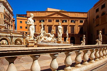 Piazza Pretoria, Pretoria fountain, Palermo, Sicily, Italy, Europe