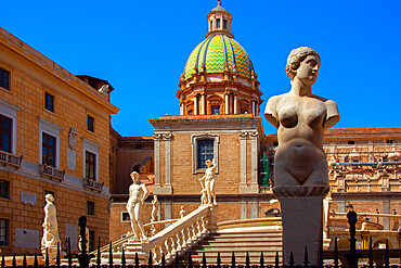 Piazza Pretoria, Pretoria fountain, Palermo, Sicily, Italy, Europe