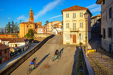 Cyclists in Castell'Alfero, Piedmont, Italy, Europe