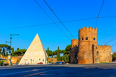 Pyramid of Caio Cestio, Rome, Lazio, Italy, Europe