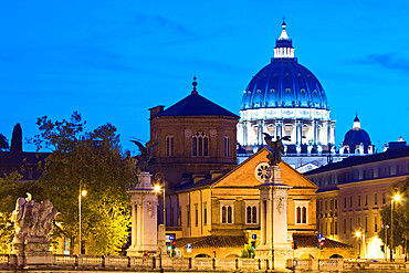 St. Peter's Basilica, Vatican City, UNESCO World Heritage Site, Rome, Lazio, Italy, Europe