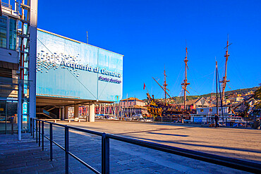 Aquarium of Genoa, Genoa (Genova), Liguria, Italy, Europe