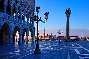 Piazza San Marco, Venezia (Venice), UNESCO World Heritage Site, Veneto, Italy, Europe