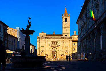 Cathedral (Church of Sant'Emidio), Piazza Arringo, Ascoli Piceno, Marche, Italy, Europe