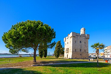 The Saint-Louis tower, Port-Saint-Louis-du-Rhone, Bouches-du-Rhone, Provence-Alpes-Cote d'Azur, France, Mediterranean, Europe