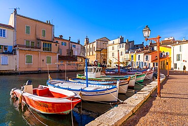 Quai Brescon, Martigues, Bouches-du-Rhone, Provence-Alpes-Cote d'Azur, France, Mediterranean, Europe