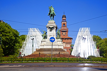 Piazza Cairoli and the Castello Sforzesco, Milan, Lombardy, Italy, Europe