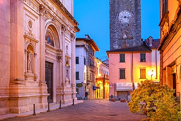 The Co-Cathedral of Santa Maria Assunta (The Cathedral of Pontremoli), Pontremoli, Massa-Carrara, Tuscany, Italy, Europe