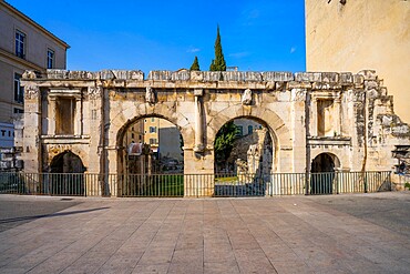 The Auguste Gate (Porte d'Auguste), Nimes, Gard, Occitania, France, Europe