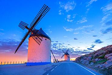 Windmills, Consuegra, Toledo, Castilla-La Mancha, Spain, Europe