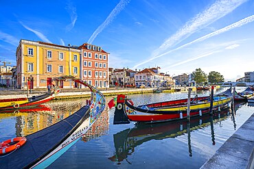 Canals and typical gondolas called moliceiros, Aveiro, Portugal