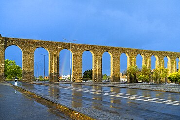 Água de Prata aqueduct, Évora, Alentejo, Portugal