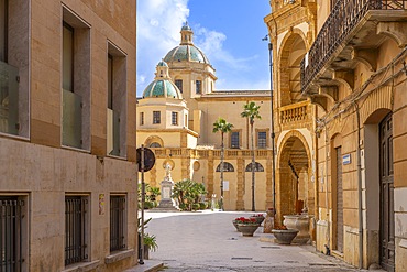 Piazza della Repubblica, Mazara del Vallo, Trapani, Sicily, Italy