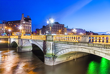 O'Connell Bridge, Dublin, Republic of Ireland, Europe