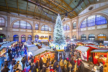 Hauptbanhoff Christmas market, Zurich, Switzerland.