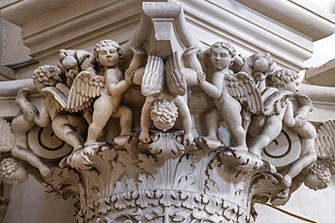 transept, Church of Santa Croce, Lecce, Salento, Puglia, Italy