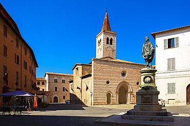 Piazza Garibaldi, Foligno, Perugia, Umbria, Italy