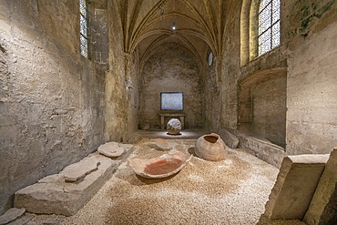 Church of St-Honorat, Alyscamps, Arles, Provence-Alpes-Côte d'Azur, Bouches-du-Rhône, Arles-Crau-Camargue-Montagnette, Camargue, France