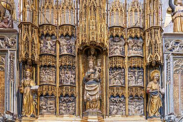 main altar, metropolitan and primatial cathedral basilica of Santa Tecla, cathedral,, Tarragona, Catalonia, Spain