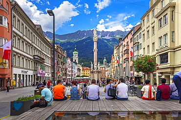 Maria Theresien Strasse, Innsbruck, Tyrol, Austria, Europe