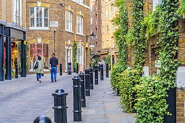 A street scene in Covent Garden, London, England, United Kingdom, Europe