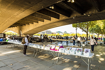 A second hand book stall on the South Bank, London, England, United Kingdom, Europe