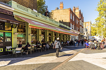 A street scene in South Kensington, London, England, United Kingdom, Europe