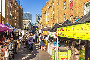 Food stalls in Petticoat Lane market, London, England, United Kingdom, Europe