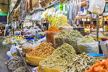 Spices for sale at the indoor market in Phuket old town, Phuket, Thailand, Southeast Asia, Asia