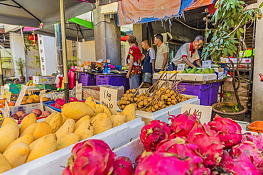 Fruit stall at Campbell Street Market in George Town, UNESCO World Heritage site, Penang Island, Malaysia, Southeast Asia, Asia