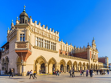 Cloth Hall in the main square, Rynek Glowny, in the medieval old town, UNESCO World Heritage Site, Krakow, Poland, Europe