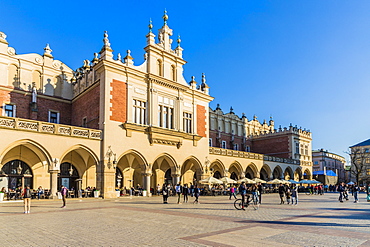 Cloth Hall in the main square, Rynek Glowny, in the medieval old town, UNESCO World Heritage Site, Krakow, Poland, Europe