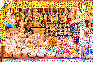 A market stall in the main square, Rynek Glowny, in the medieval old town, UNESCO World Heritage Site, Krakow, Poland, Europe