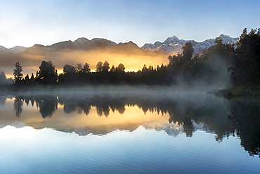 Lake Matheson at sunrise, Otago, South Island, New Zealand, Pacific