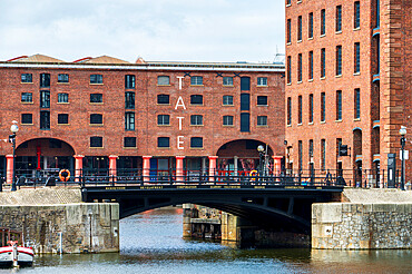 Road bridge and Tate building at the Albert Dock, Liverpool, Merseyside, England, United Kingdom, Europe