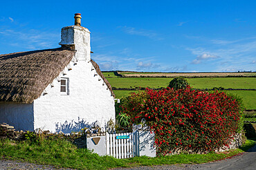 Thatched roof cottage at Cregneash village, Isle of Man, Europe