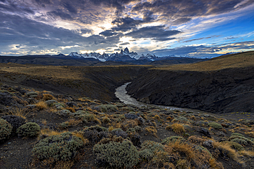 Mount Fitz Roy (Cerro Chalten) with Las Vueltas river, a typical Patagonia landscape, Los Glaciares National Park, UNESCO World Heritage Site, El Chalten, Argentina, South America