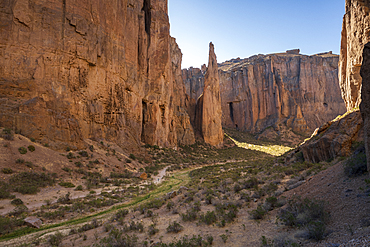 The canyon gorge of Piedra Parada (Gualjaina), Chubut Province, Patagonia, Argentina, South America